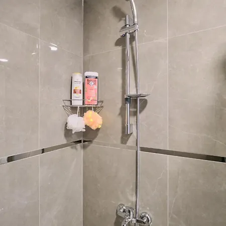 House Kadikoey Апартаменты